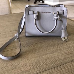 Gorgeous Michael Kors Purse Grey